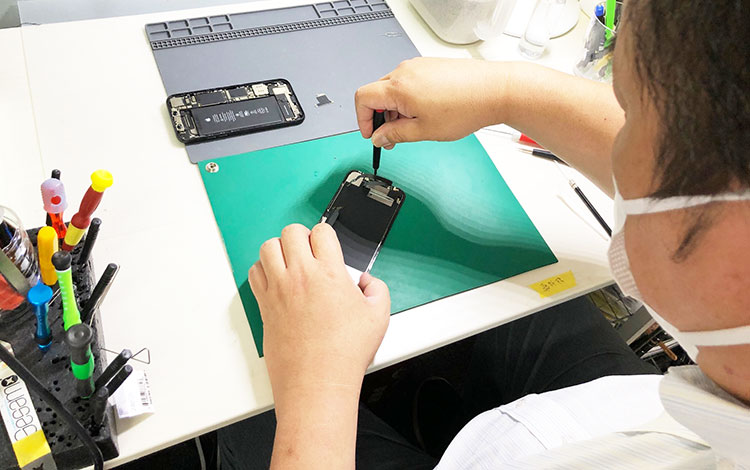 アイサポ光の森店 作業風景