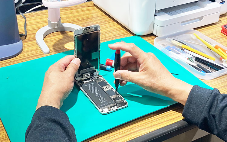 アイサポアピタ稲沢店 作業風景