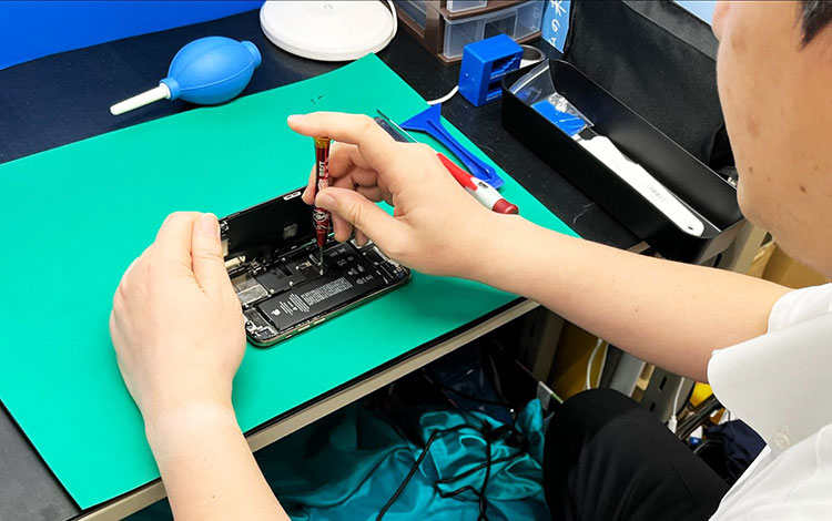 アイサポ刈谷稲場店 作業風景