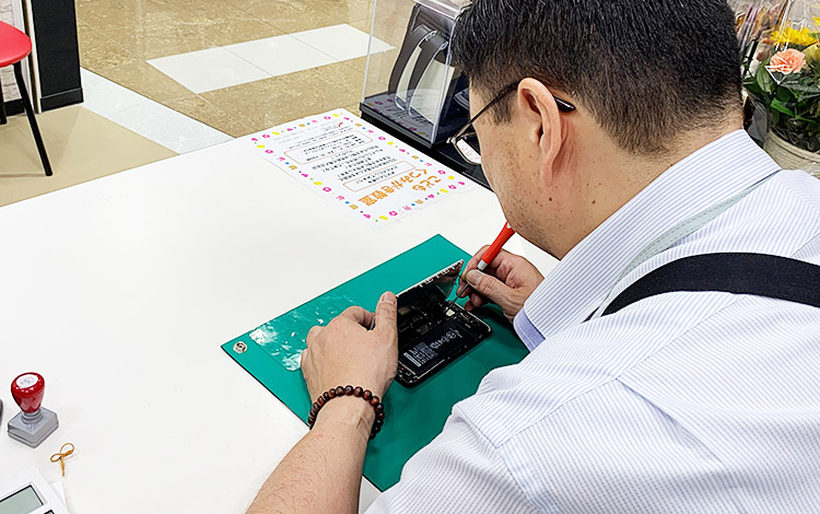 アイサポイオンモール倉敷店 作業風景