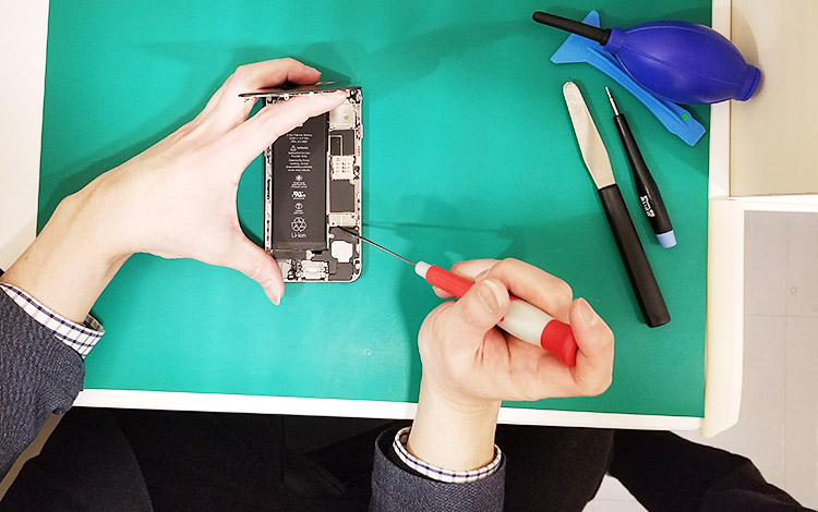 アイサポウニクス南古谷店 作業風景