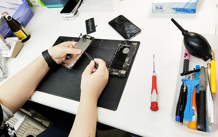 アイサポ西船橋店 作業風景