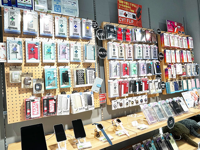 ケース・フィルム・中古端末販売、ガラスコーティングサービス