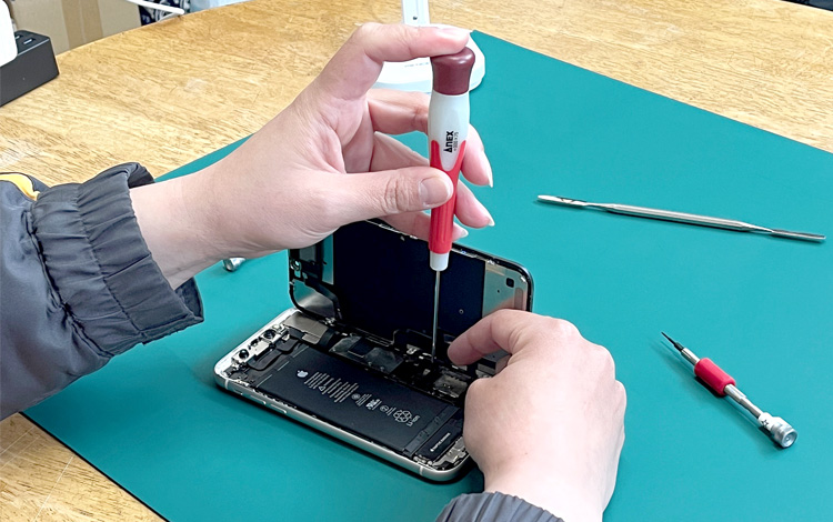 アイサポ嬬恋店 作業風景